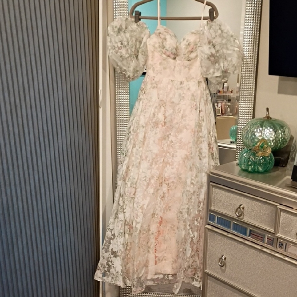 NWT JVN by Jovani Pink Under Floral A Line Sweetheart Neckline Gown 37531l